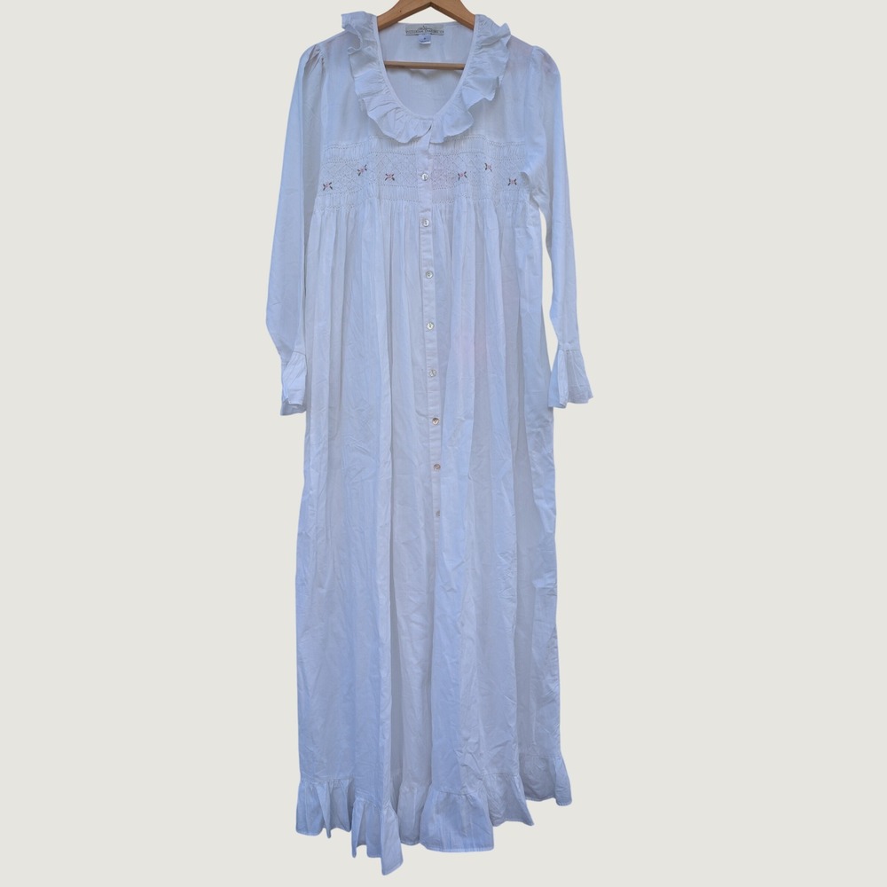Victorian Trading Co Maxi Nightgown Womens M White Cotton Smocked Floral